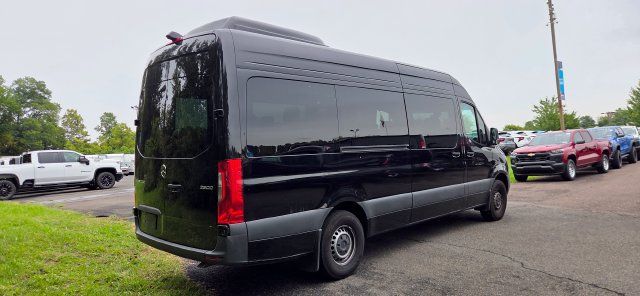 Used 2025 Mercedes-Benz Sprinter 2500 image 10