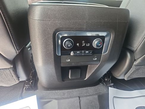 Used 2021 Chevrolet Tahoe LT AWD/4WD image 21