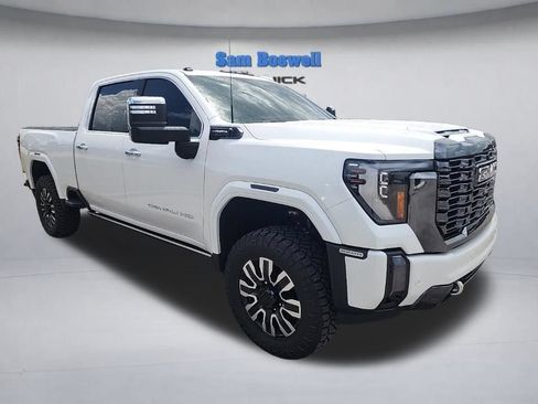 Used 2024 GMC Sierra 2500 Denali Ultimate AWD/4WD image 4