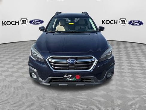 Used 2018 Subaru Outback 2.5i Limited AWD/4WD image 2