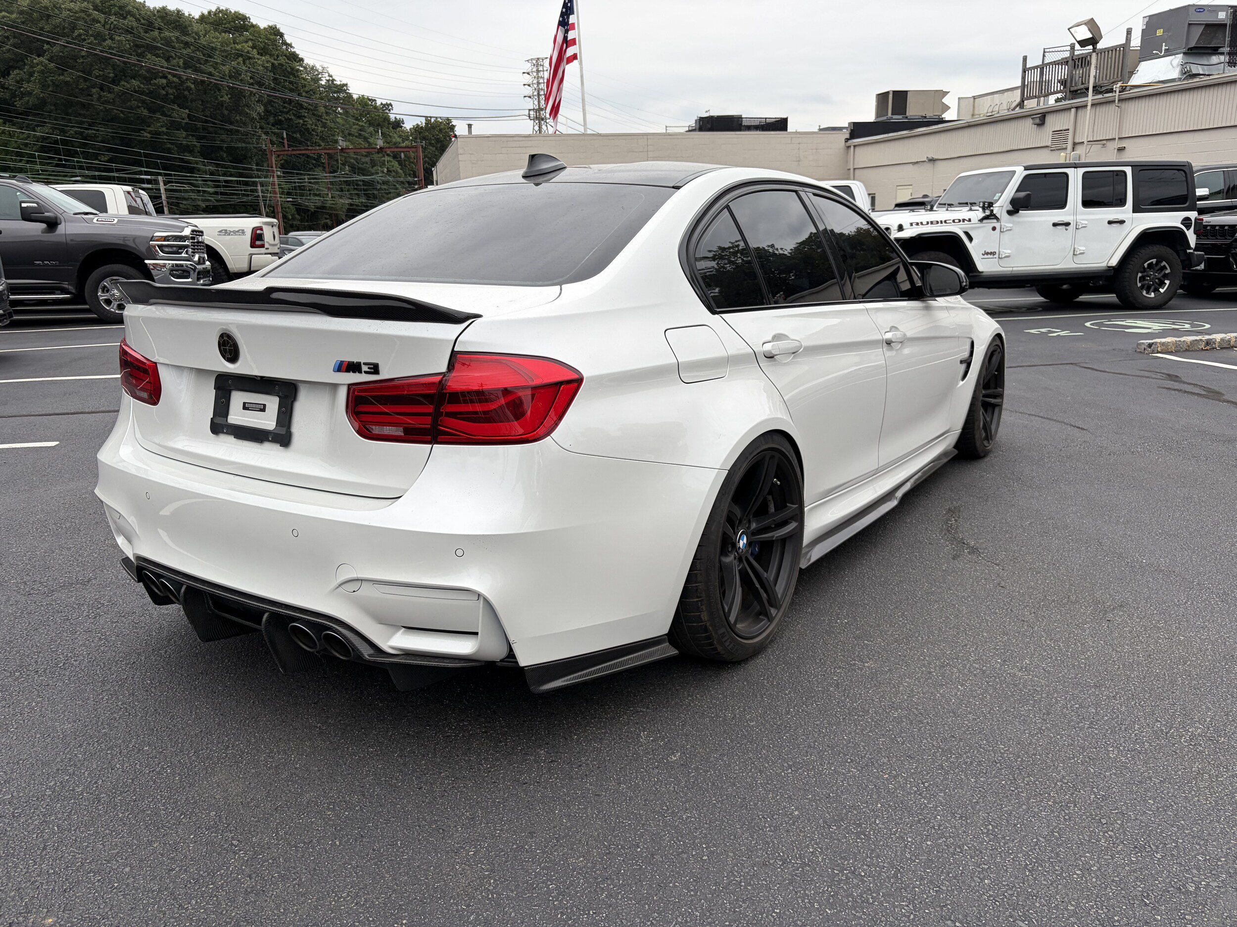 Used 2016 BMW M3 RWD image 7