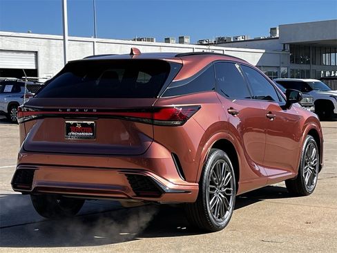 Used 2023 Lexus RX 500h F Sport w/ Accessory Package (Z1) image 4