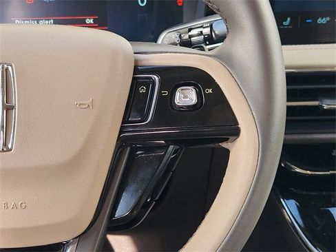 Used 2023 Lincoln Corsair FWD image 29