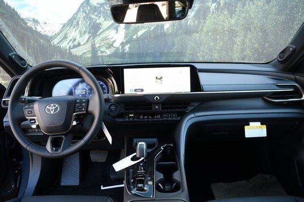 New 2026 Toyota Crown AWD/4WD image 9