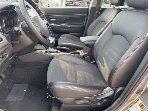Used 2024 Mitsubishi Outlander Sport AWD image 7