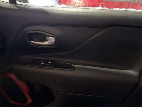 Used 2023 Jeep Renegade Trailhawk w/ Trailhawk Elite Group image 25