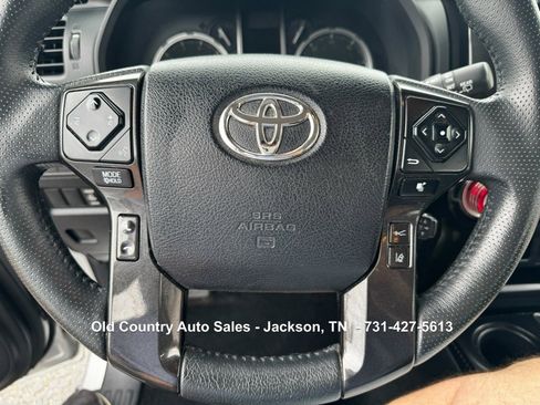 Used 2022 Toyota 4Runner TRD Off-Road Premium image 33