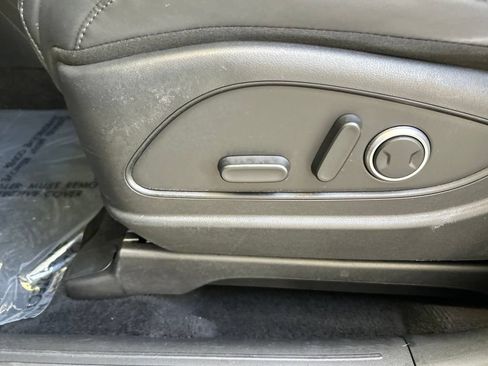 Used 2026 Hyundai Palisade SEL FWD image 53