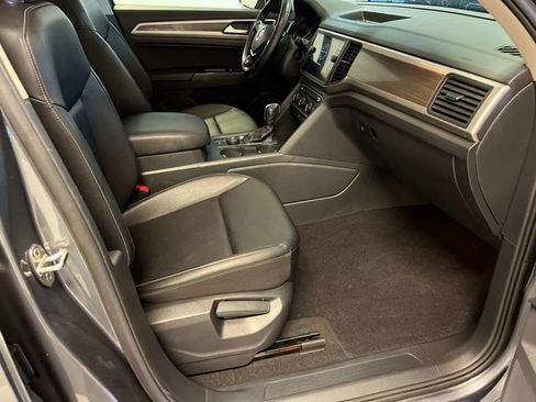 Used 2020 Volkswagen Atlas SE w/ Towing Package AWD/4WD image 11