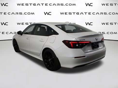 Used 2025 Honda Civic Sport image 5