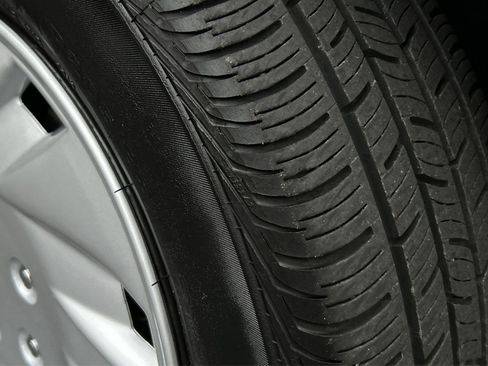 Used 2011 Ford Transit Connect XLT Premium image 41