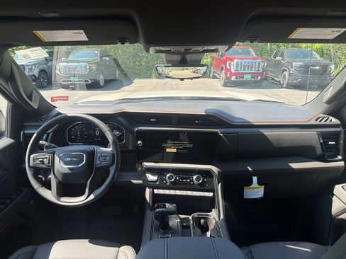 New 2026 GMC Sierra 1500 AT4 w/ Technology Package AWD/4WD image 15