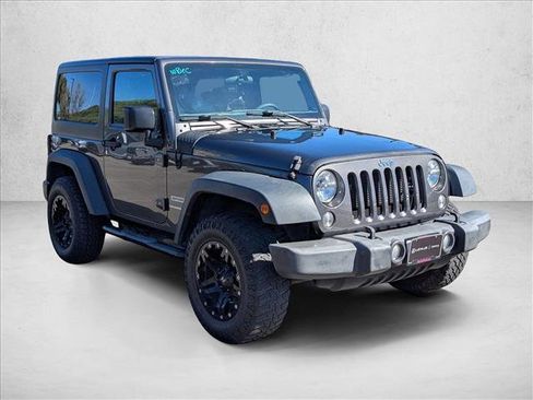 Used 2018 Jeep Wrangler Sport image 4