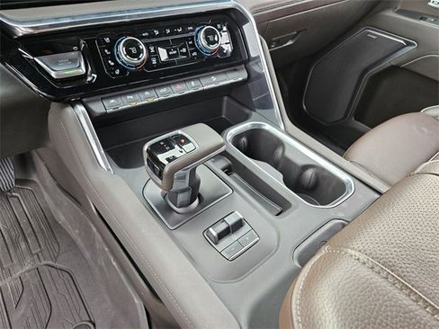 Used 2025 GMC Sierra 1500 Denali image 24