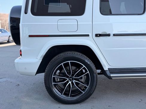 Used 2021 Mercedes-Benz G 550 G 550 w/ Exclusive Interior Package image 21