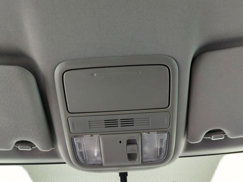 Used 2017 Honda Ridgeline RT image 30