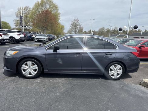 Used 2015 Subaru Legacy 2.5i AWD/4WD image 2