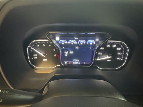 Used 2021 GMC Yukon XL SLT w/ SLT Luxury Plus Package image 14