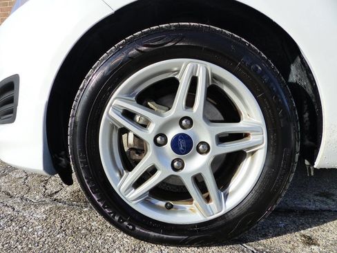 Used 2018 Ford Fiesta SE image 13