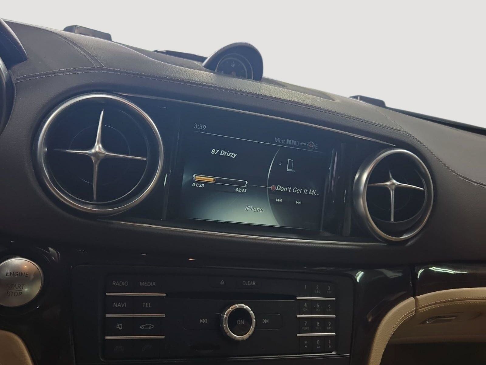 Used 2019 Mercedes-Benz SL 550 image 13