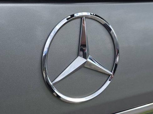 Used 2010 Mercedes-Benz GL 450 4MATIC image 32