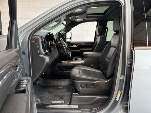 Used 2024 Chevrolet Silverado 2500 LTZ w/ LTZ Premium Package AWD/4WD image 18