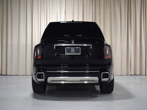 New 2026 Rolls-Royce Cullinan image 12