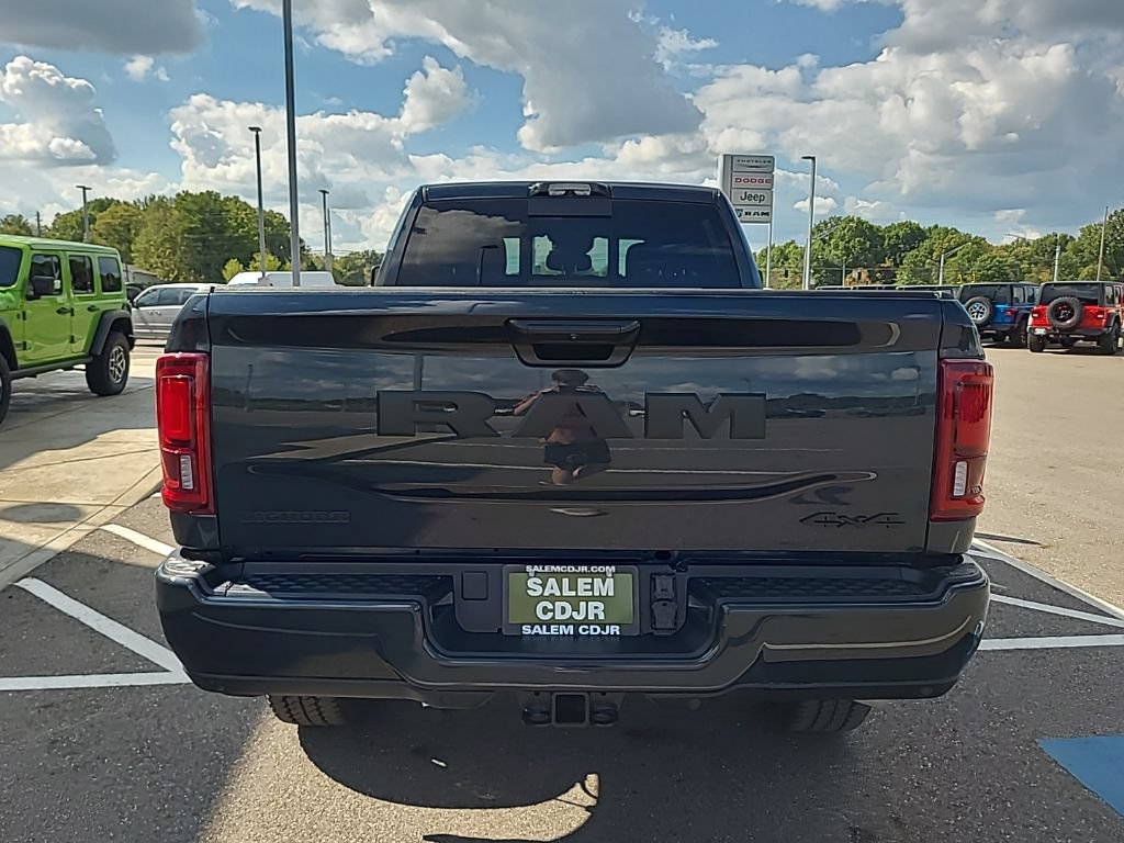 New 2026 RAM 2500 Big Horn AWD/4WD image 7