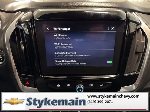 Used 2022 Chevrolet Traverse RS image 46