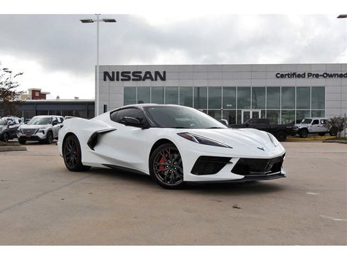 Used 2023 Chevrolet Corvette Stingray Preferred Cpe w/ Z51 Performance Package image 1