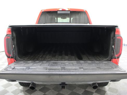Used 2016 GMC Sierra 1500 SLT w/ SLT Preferred Package AWD/4WD image 20