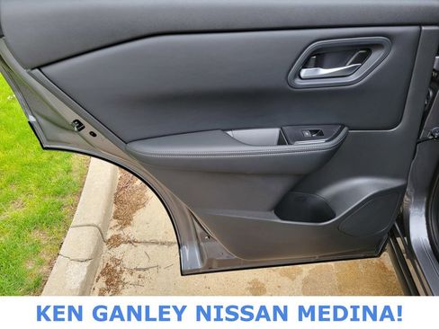 Certified 2026 Nissan Rogue SV AWD/4WD image 41