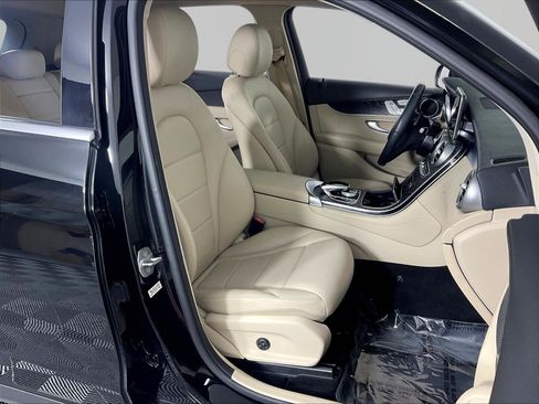 Used 2018 Mercedes-Benz GLC 300 image 29