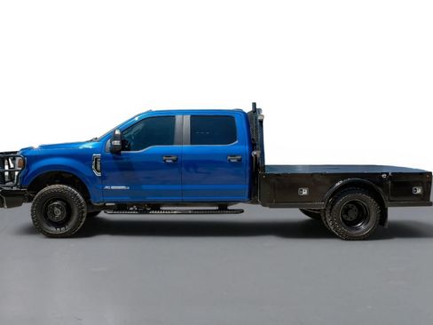 Used 2022 Ford F350 XL w/ Power Equipment Group AWD/4WD image 9