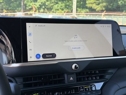 New 2026 Toyota Crown Signia AWD/4WD image 28