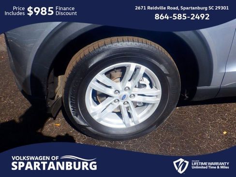 Used 2024 Ford Explorer XLT image 11