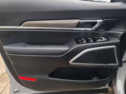 Used 2022 Kia Telluride EX w/ EX Premium Package image 11