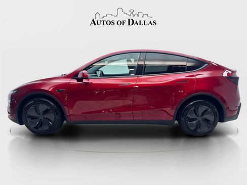 Used 2026 Tesla Model Y Long Range RWD image 5