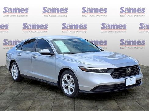 Certified 2025 Honda Accord LX image 1