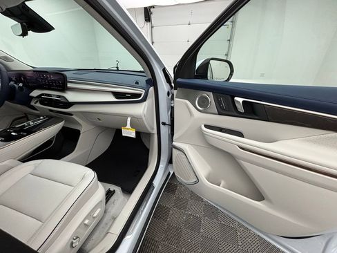 New 2026 Buick Enclave Avenir w/ Super Cruise Package image 36