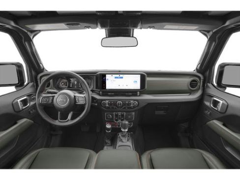 Used 2024 Jeep Gladiator Mojave w/ Technology Group AWD/4WD image 5