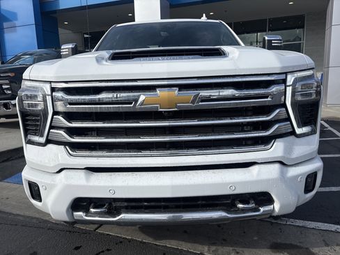 New 2026 Chevrolet Silverado 3500 High Country w/ Technology Package image 8