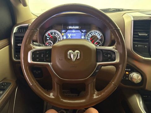 Used 2019 RAM 1500 Laramie AWD/4WD image 22