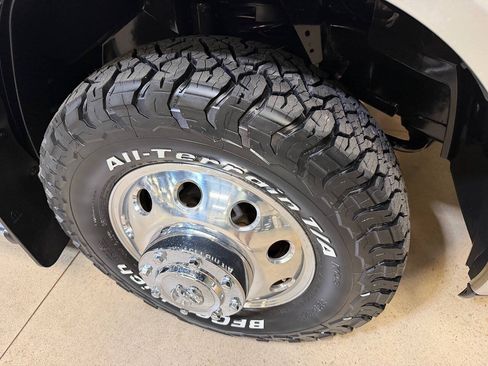 Used 2018 RAM 3500 Laramie RWD image 79