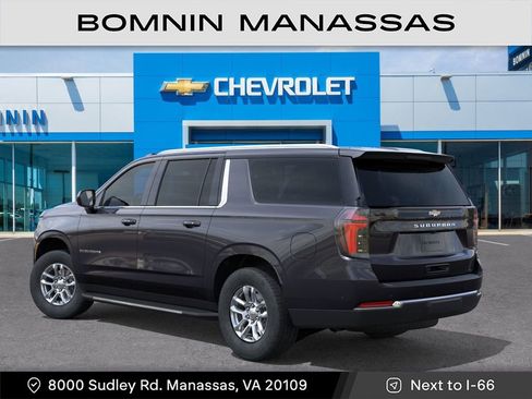 New 2026 Chevrolet Suburban LS image 4