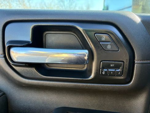 Used 2022 GMC Sierra 2500 AT4 w/ AT4 Preferred Package image 23