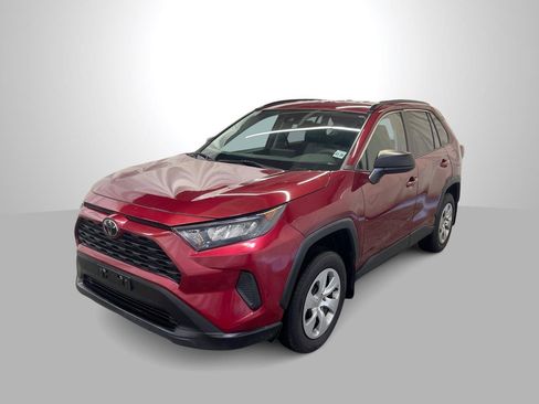 Used 2021 Toyota RAV4 LE AWD/4WD image 1