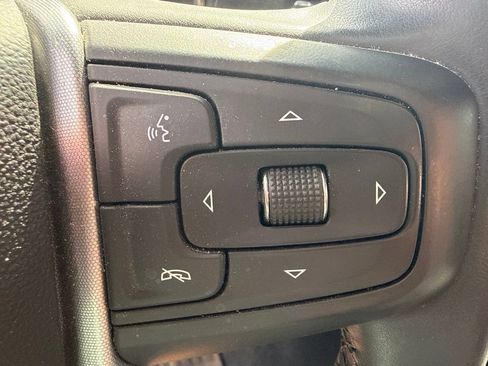 Used 2023 GMC Sierra 1500 SLE AWD/4WD image 16