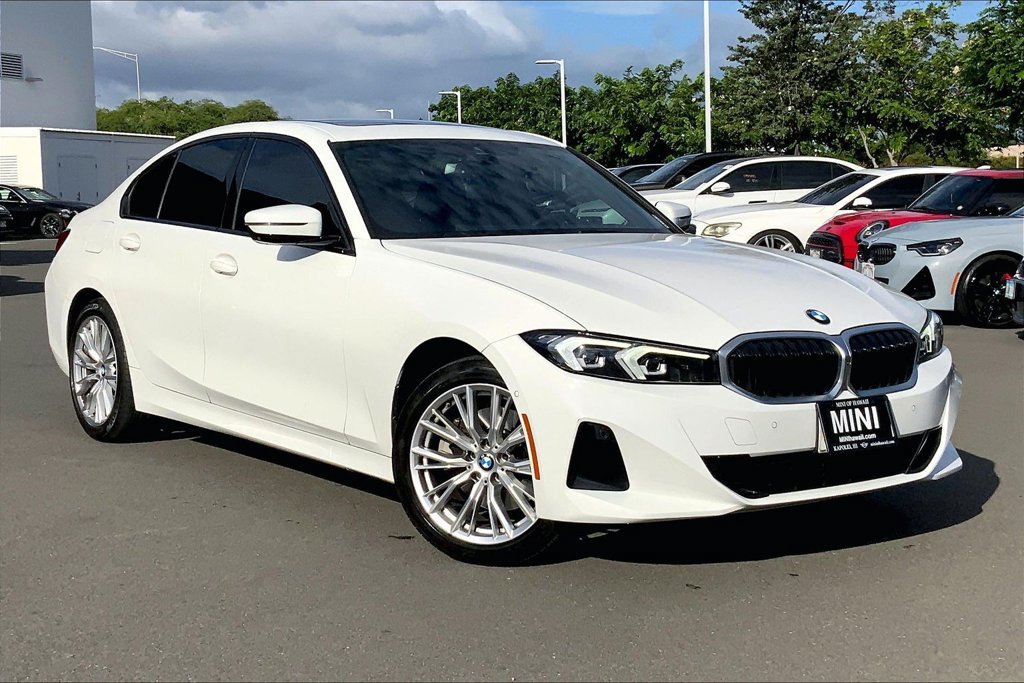 Used 2023 BMW 330i Sedan w/ Parking Assistance Package RWD 360° Tour