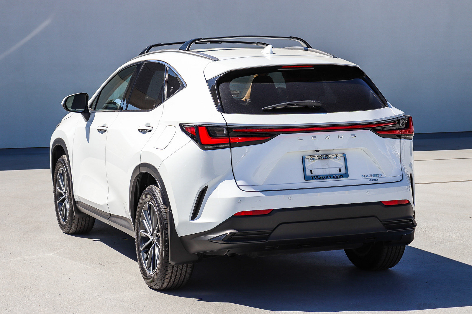 Certified 2026 Lexus NX 350h AWD w/ Accessory Package (2T) image 4